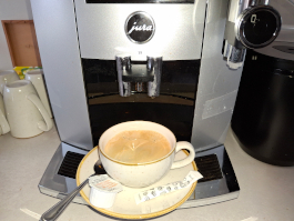 Op elk moment van de dag versie koffie